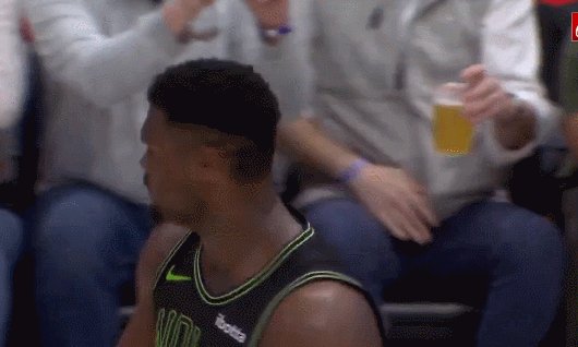 1708757889542075978.gif 1.gif