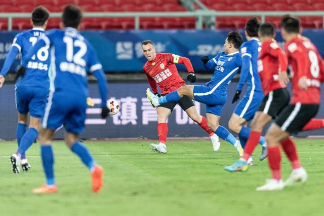 开云服务开云体育下载-【中超】埃里克传射邓涵文乌龙 三镇2比3遭亚泰绝杀